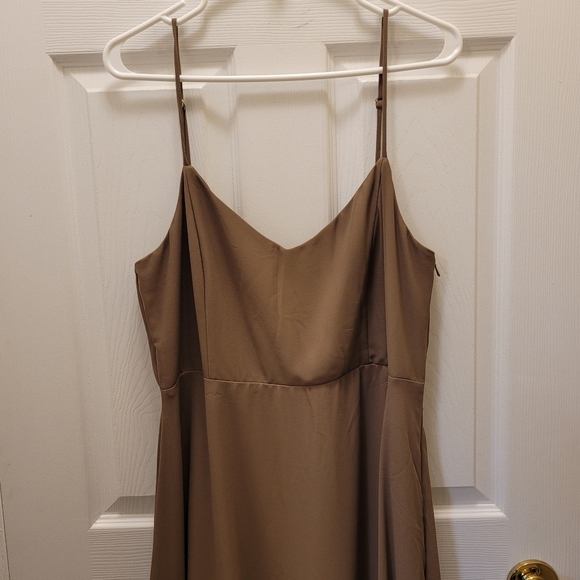 NEW WITH TAGS SHOW ME YOUR MUMU WEDDINGS FAITH DRESS CHIFFON MAXI DUNE BROWN XL - Picture 3 of 14